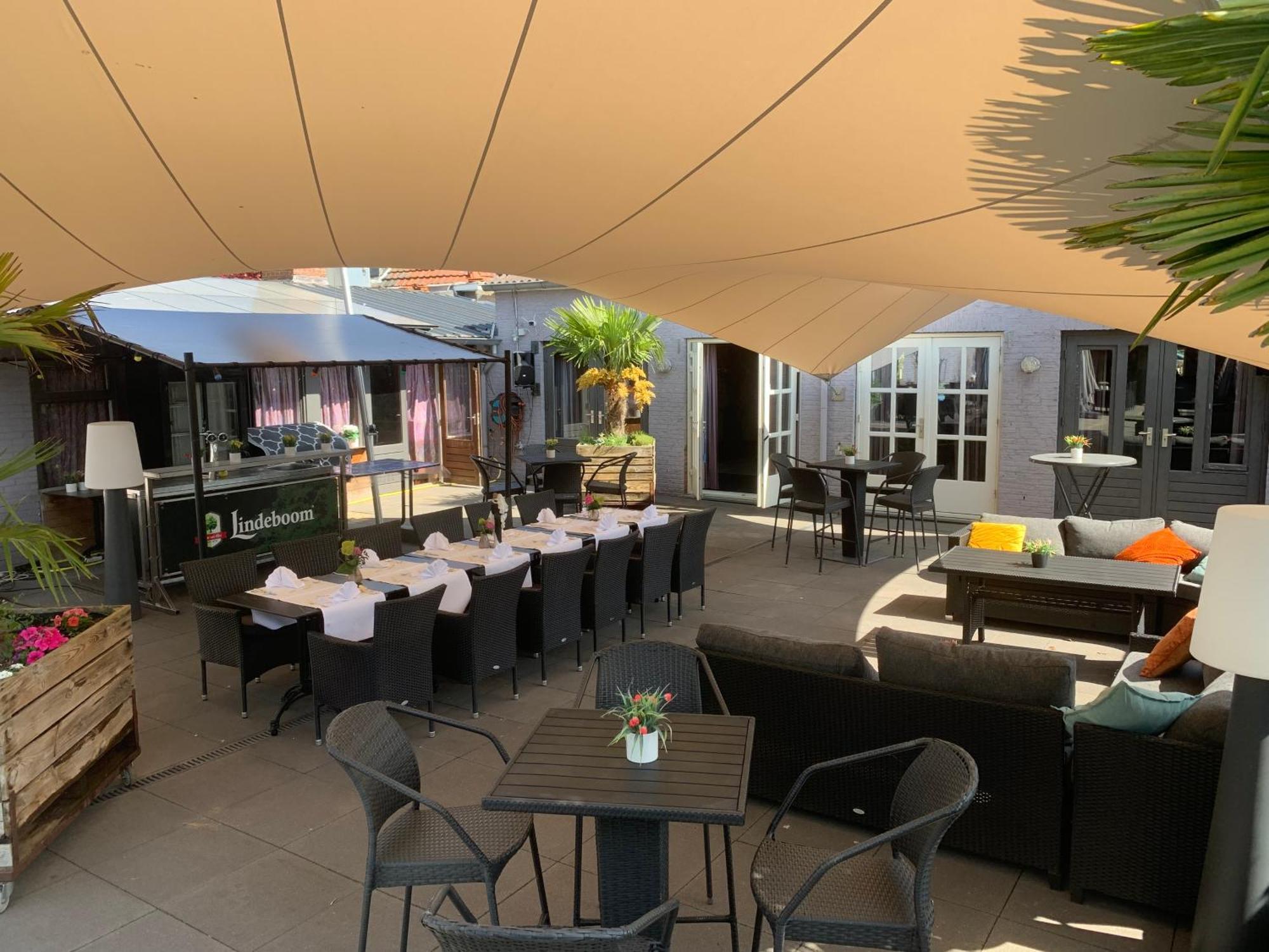 Hotel Restaurant Cafe Houben Nunhem ภายนอก รูปภาพ