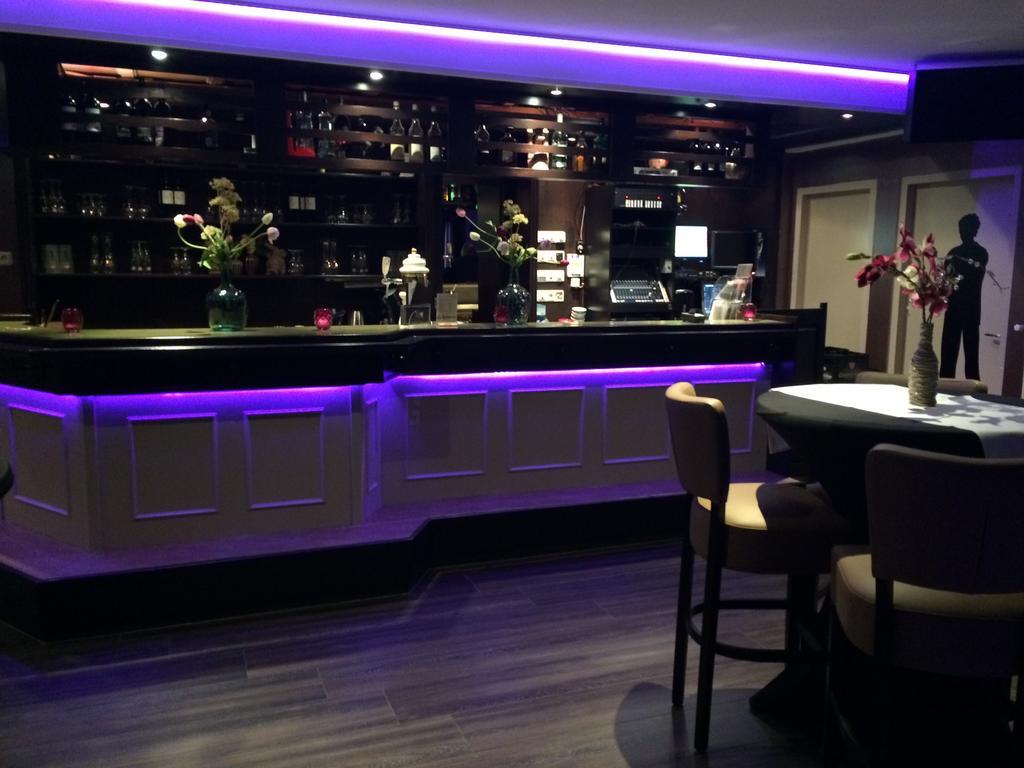 Hotel Restaurant Cafe Houben Nunhem ภายนอก รูปภาพ